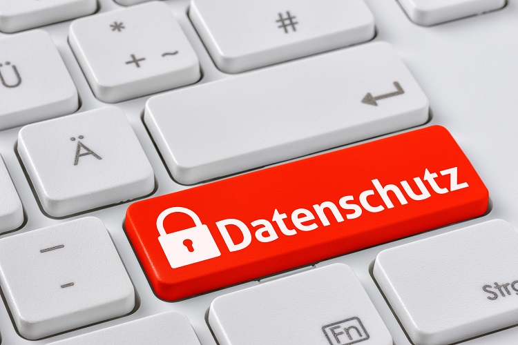 Tastatur Mit Farbiger Taste Datenschutz Bvou Netzwerk